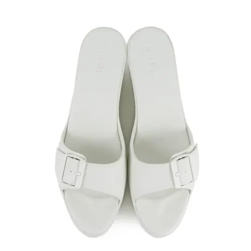 fenn wedge – white